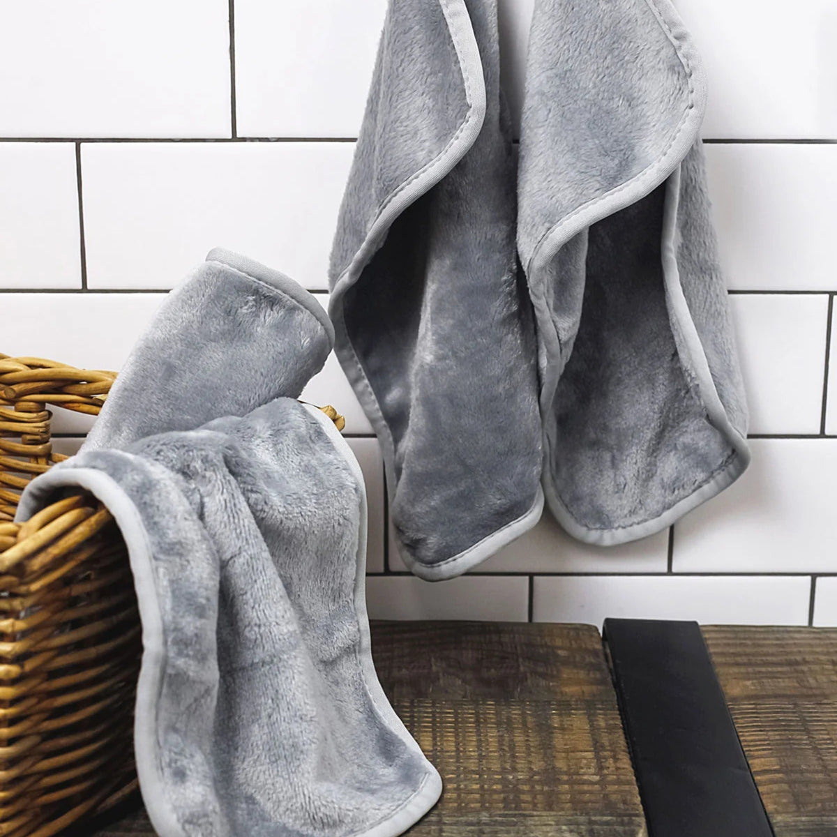 Make-up remover face cloth