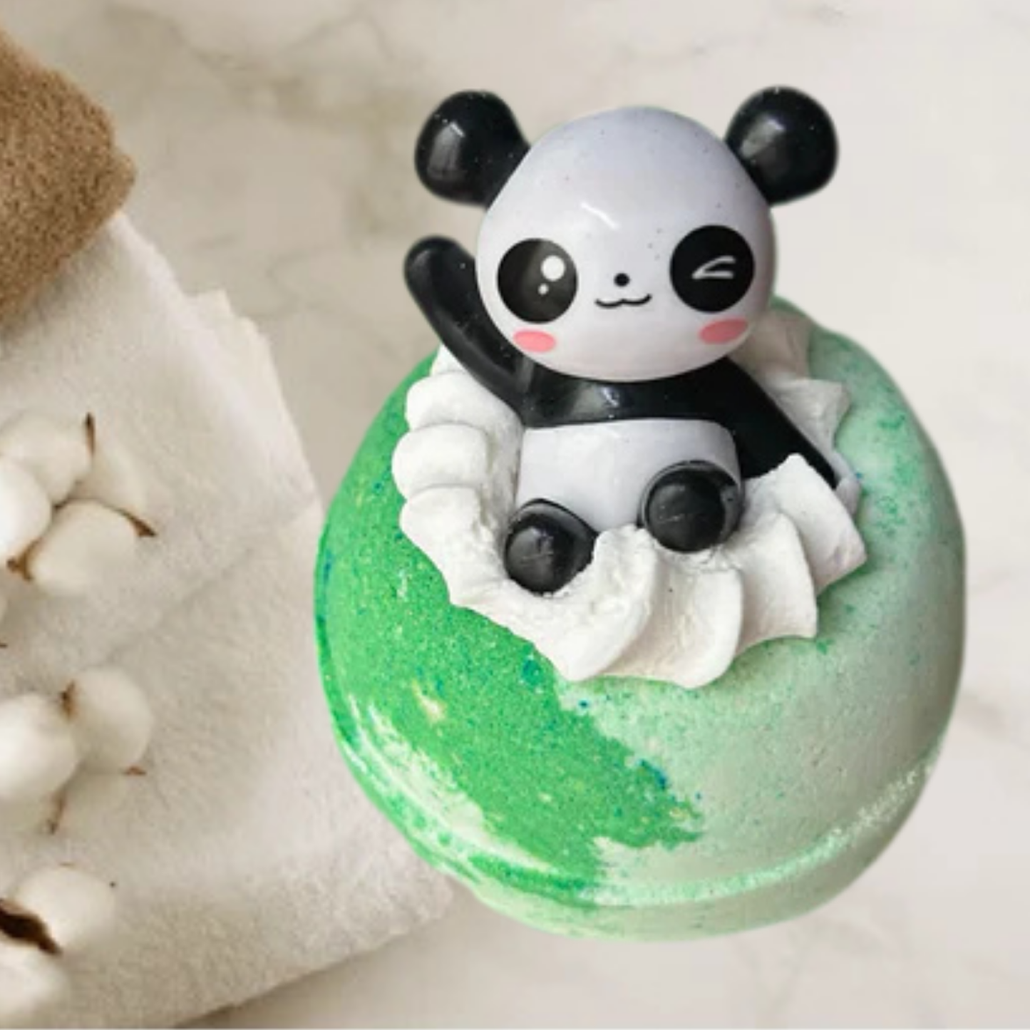 Panda Foaming Bath Bomb